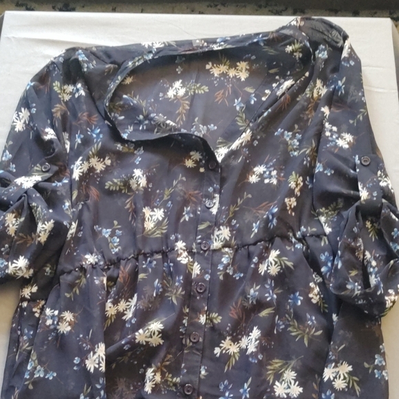 Button down tunic - Picture 2 of 3